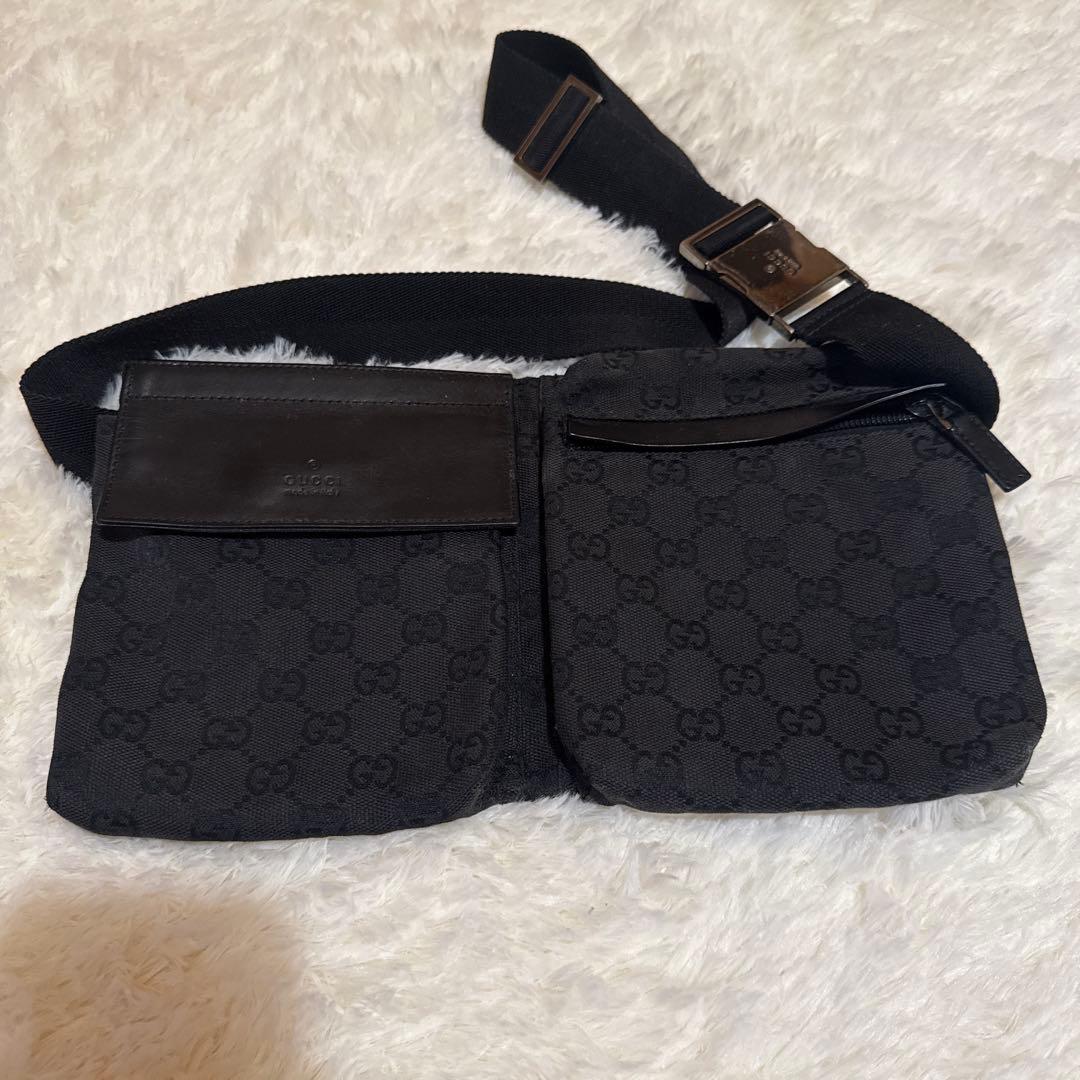 GUCCI ブラック ボディバッグ・ウエストポーチ
