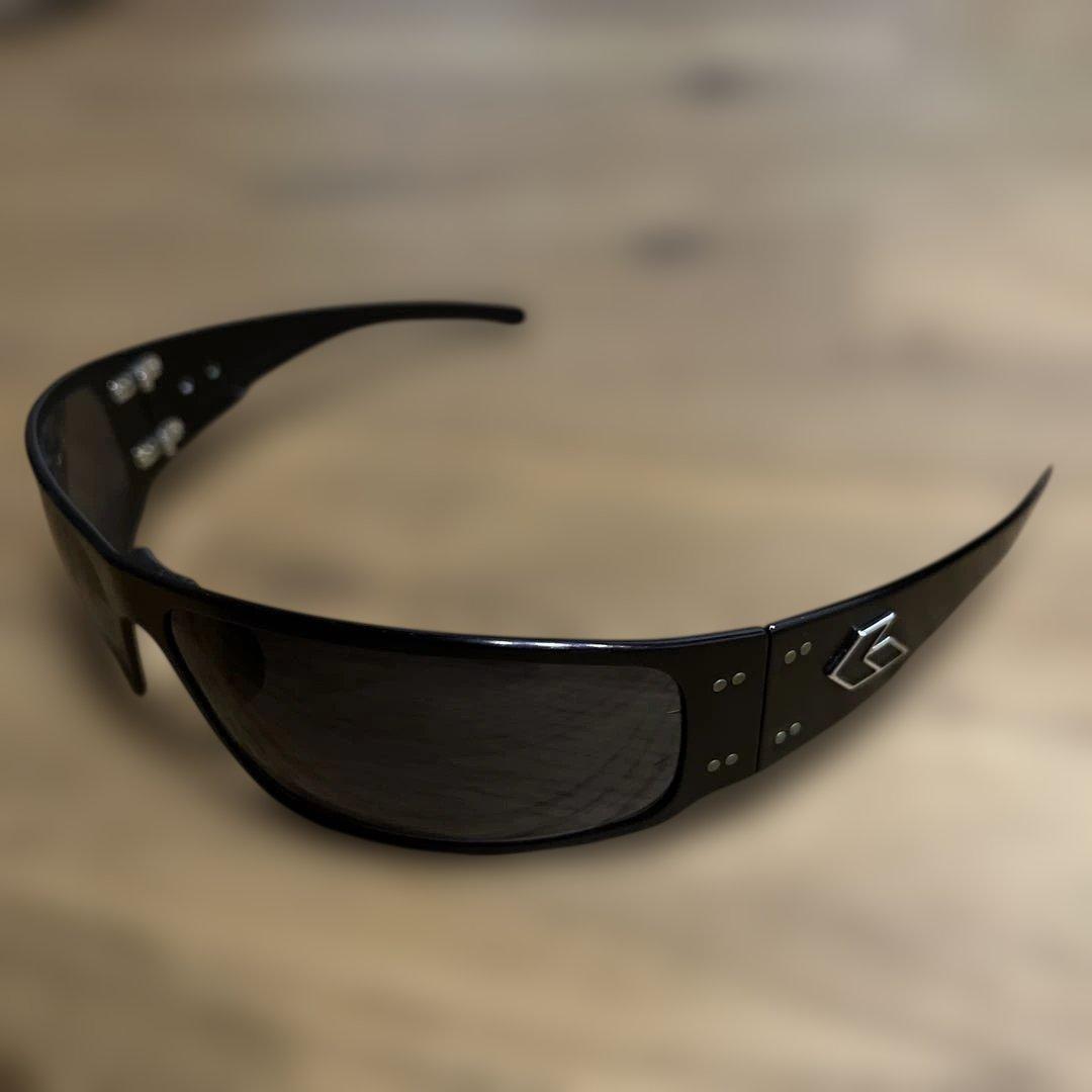 GATORZ MAGNUM マグナム　レンズひび有り格安