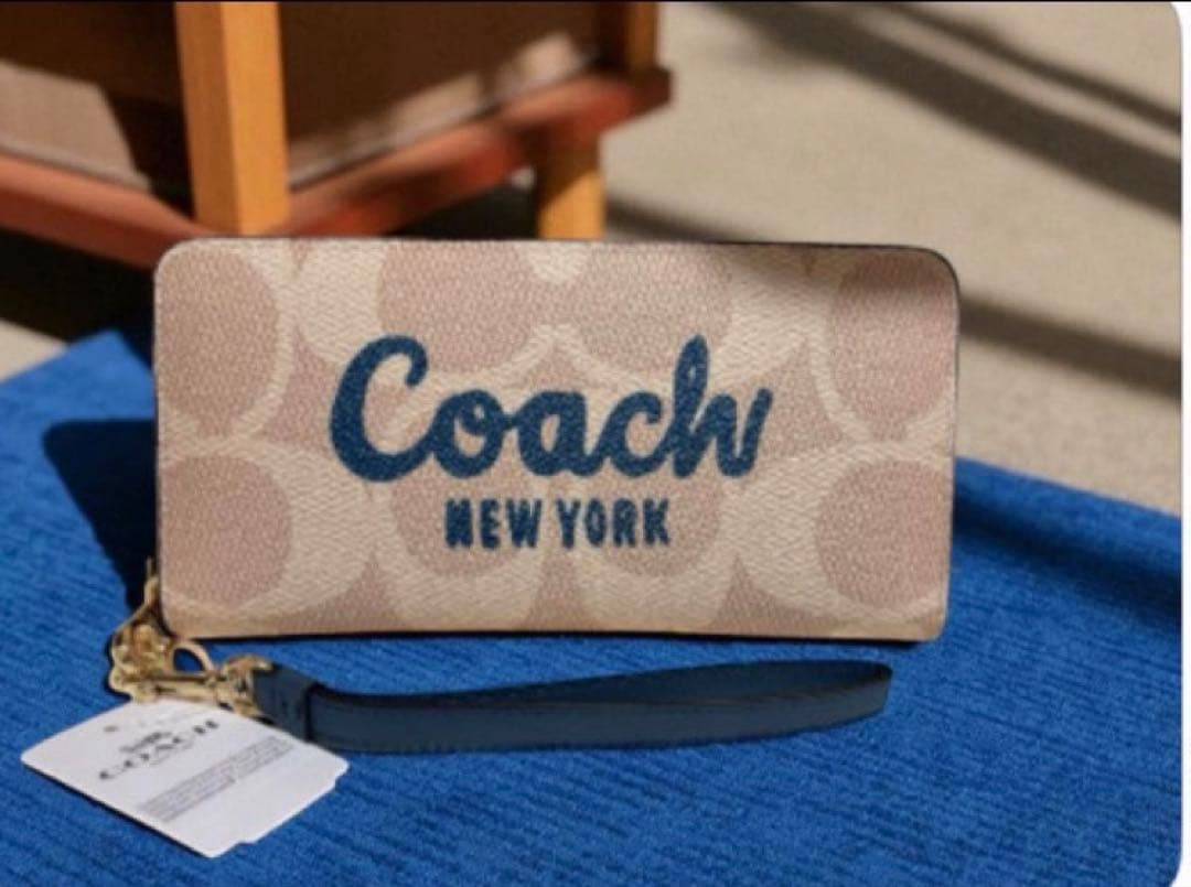 COACH 【新品】長財布アプリコット新品