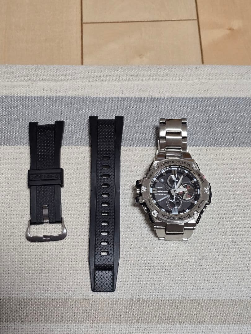 G-SHOCK　Gショック　GST-B100 g-steel ソーラー