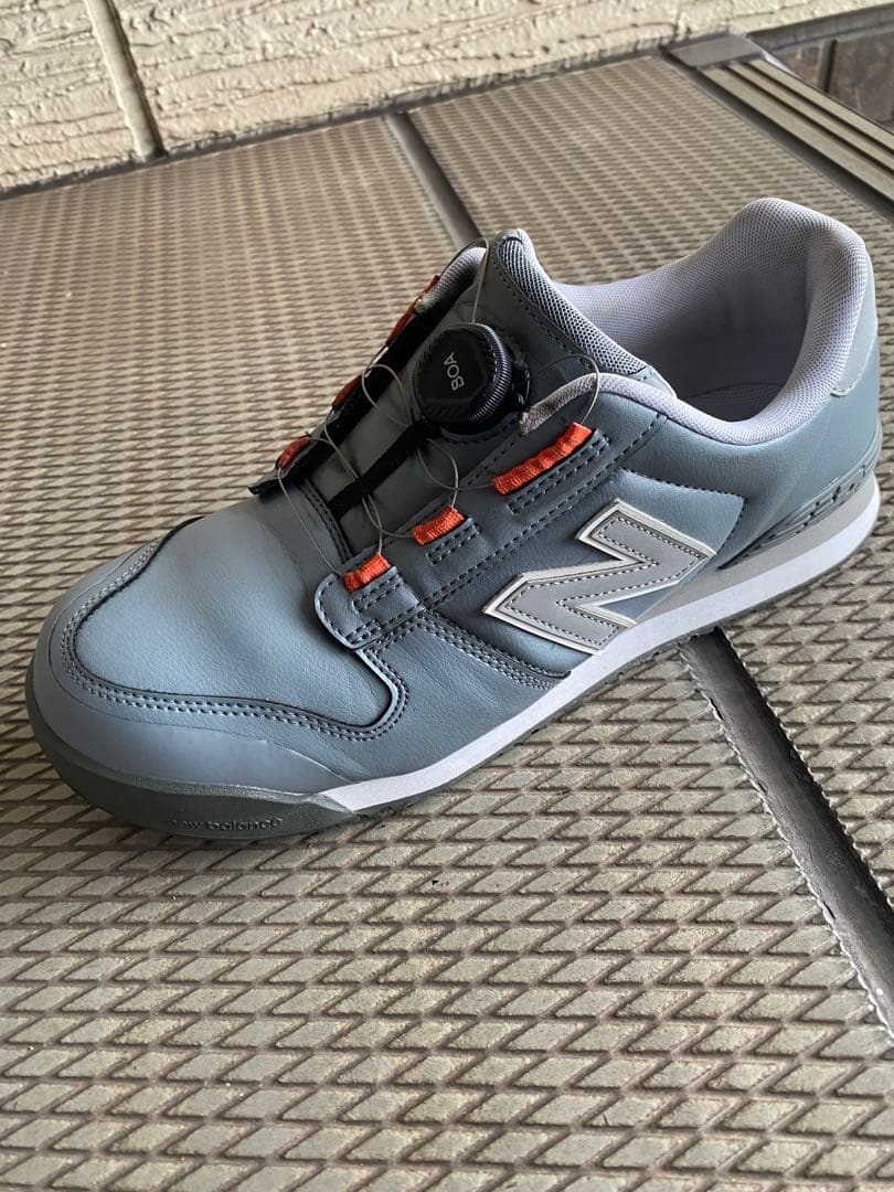 【ニューバランス】（26.5EEE）安全作業靴　グレー　人工皮革　BS-818