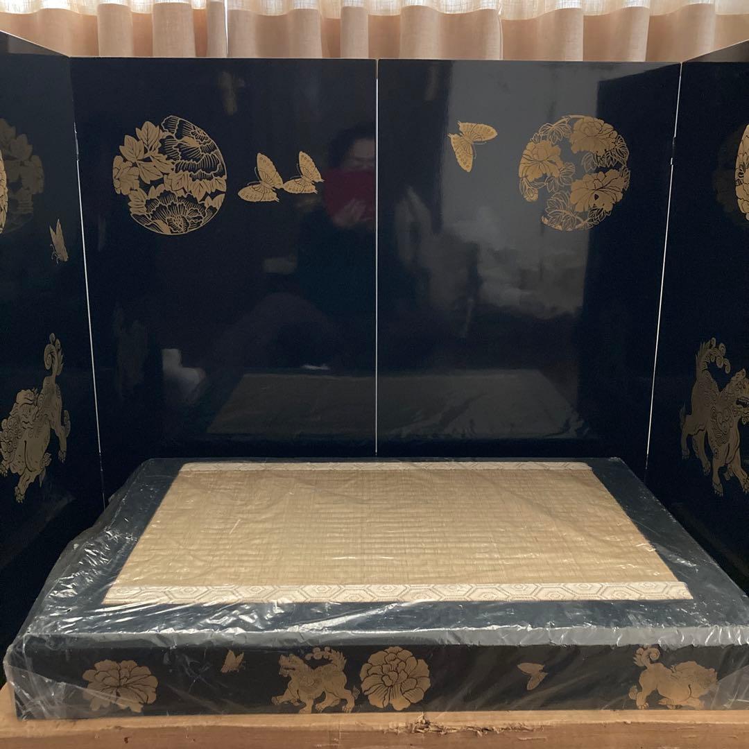 五月人形の屏風と台座