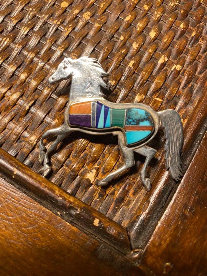 最終値下げ　ヴィンテージ　インディアンジュエリー　ピンバッジピン　作家物　　馬