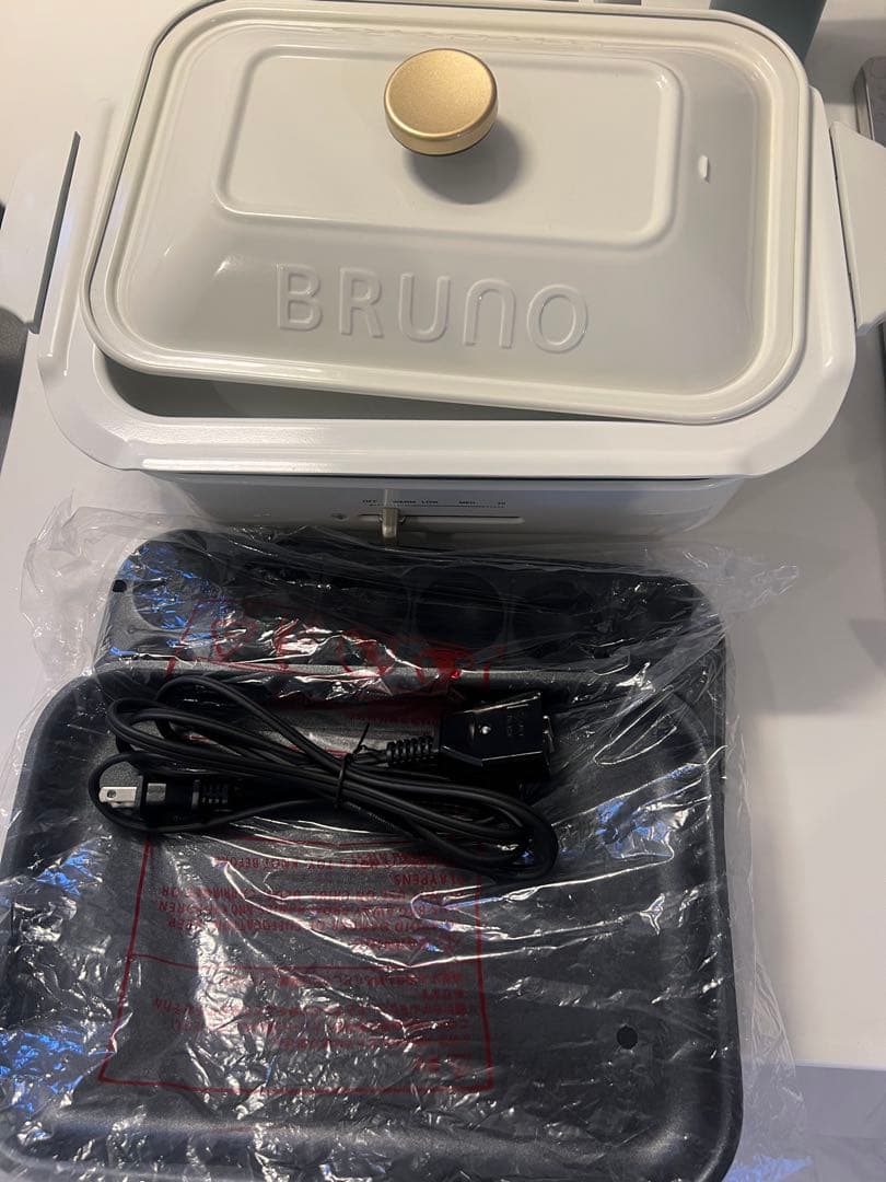 【新品未使用】BRUNO コンパクトホットプレート　ホワイト BOE021 3点