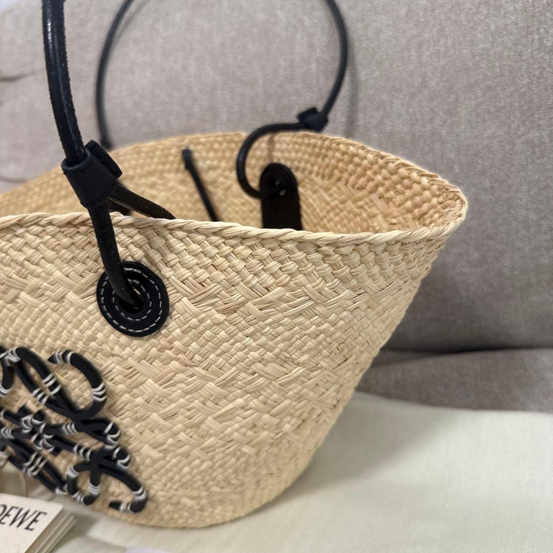 ロエベ アナグラム バスケットバッグ スモール (イラカヤシ＆カーフ)ブラック