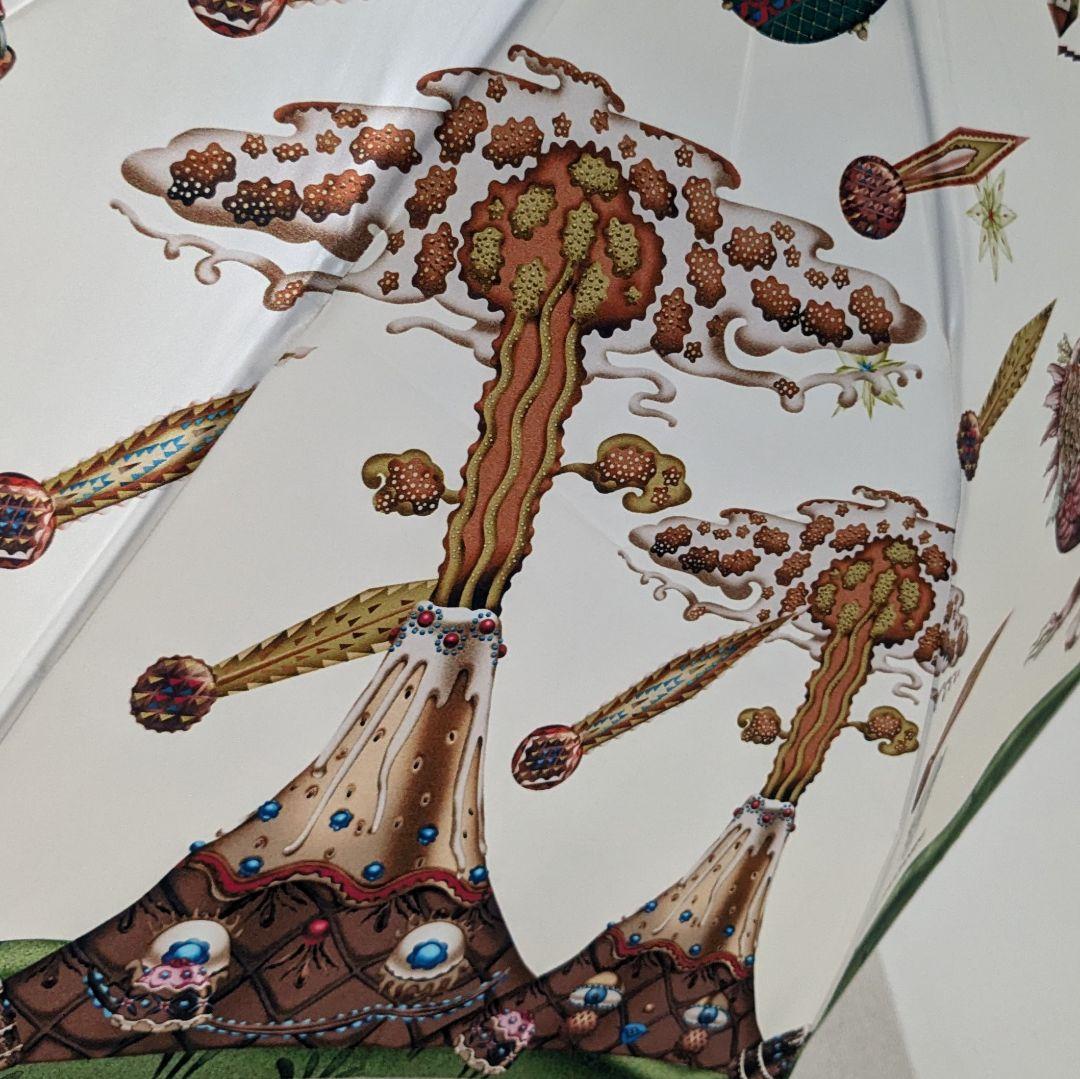 クラウス　ハーパニエミ　絵画のような折りたたみ雨傘　白