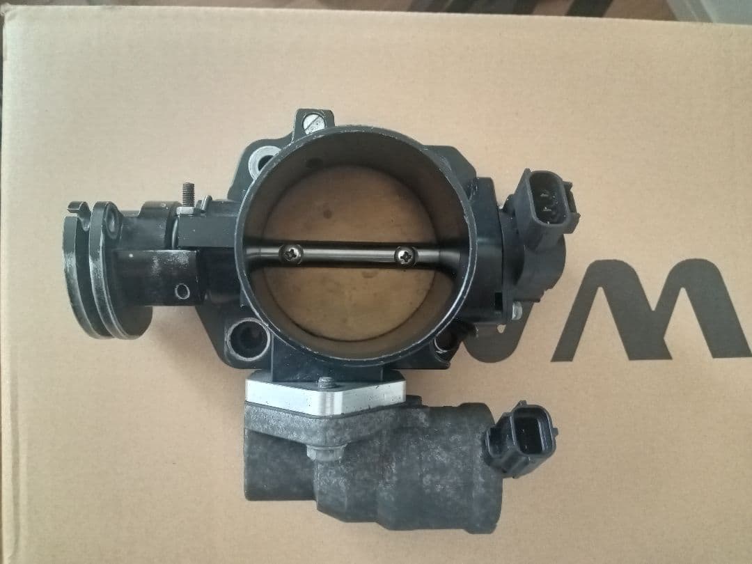 NA8 NB8 ビックスロットル64mm アルミ削り出し