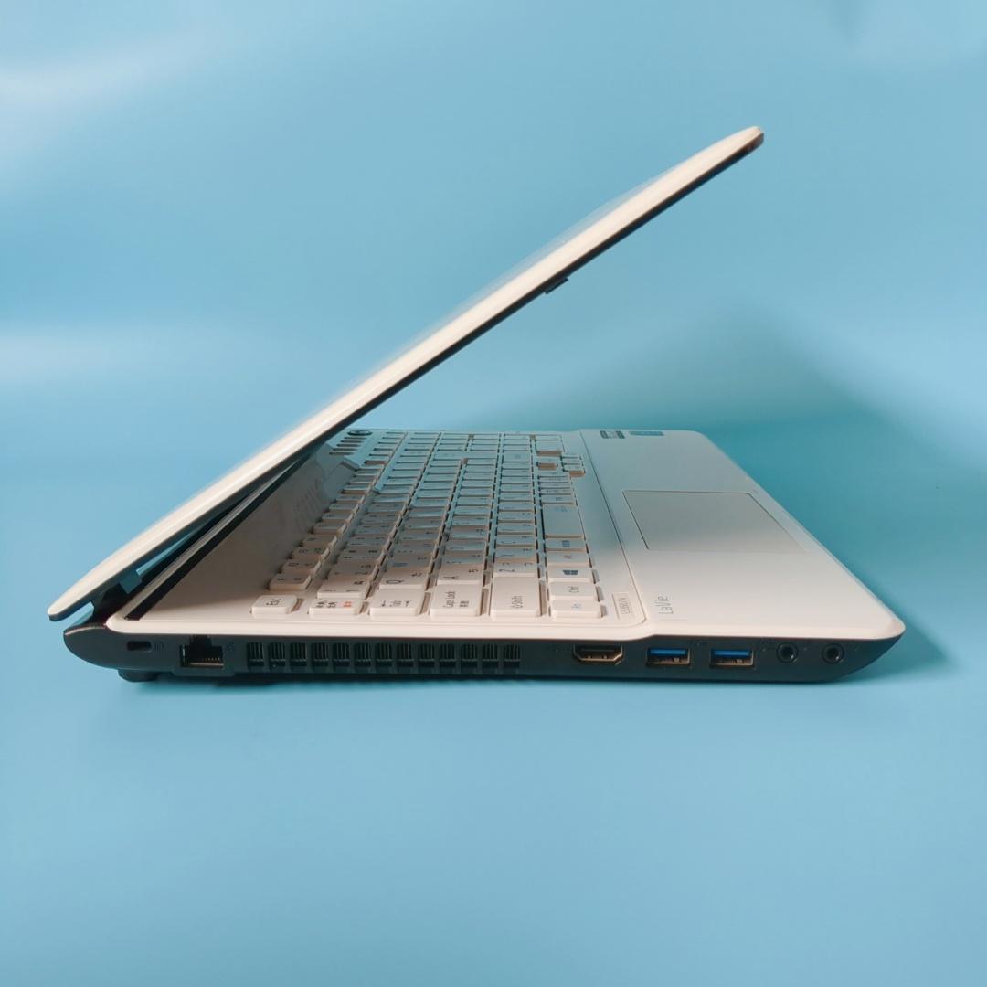 美品⭐新品SSD爆速⭐メモリ8GB⭐カメラ付⭐設定済ですぐ使える白ノートパソコン