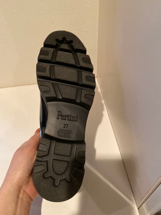 pertini ペルティニ　ローファー
