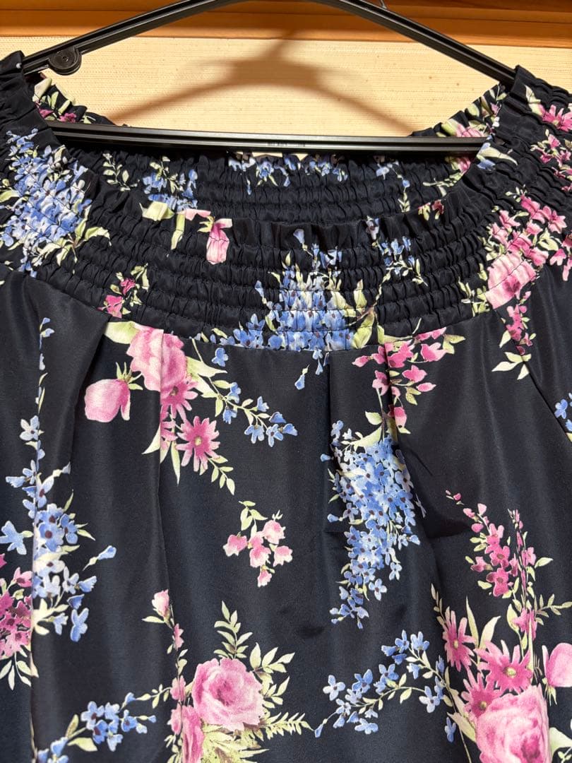 ローズティアラ 花柄リボン付き半袖チュニック サイズ50