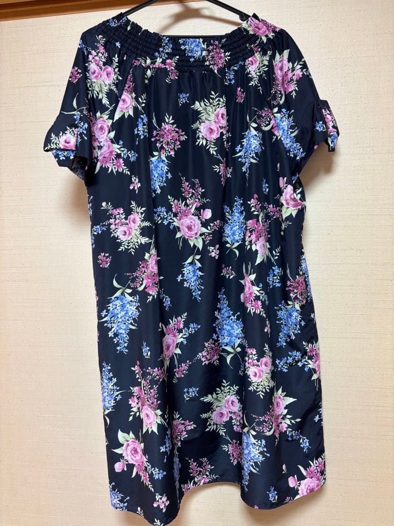 ローズティアラ 花柄リボン付き半袖チュニック サイズ50