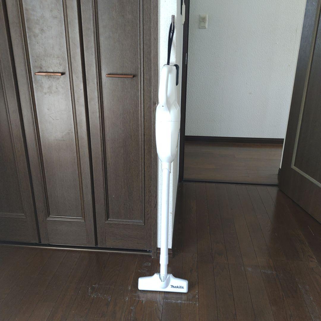 コードレスクリーナー