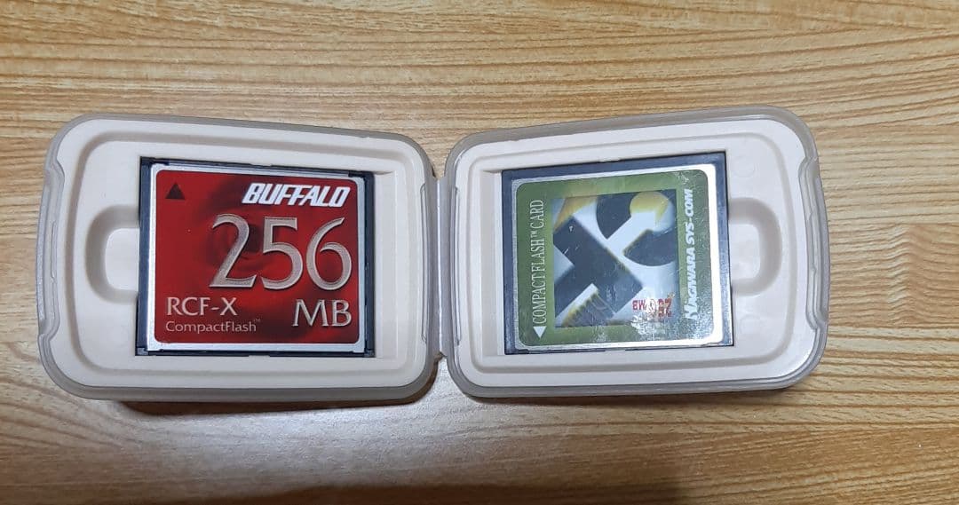 ミノルタ　デジタルカメラ MINOLTA DiMAGE7i