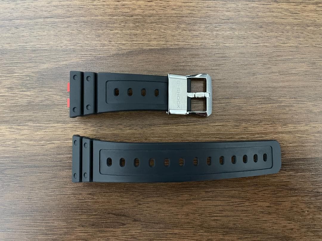 【美品】腕時計 GMW-B5000-1JF純正ベルト ウレタン（ブラック）