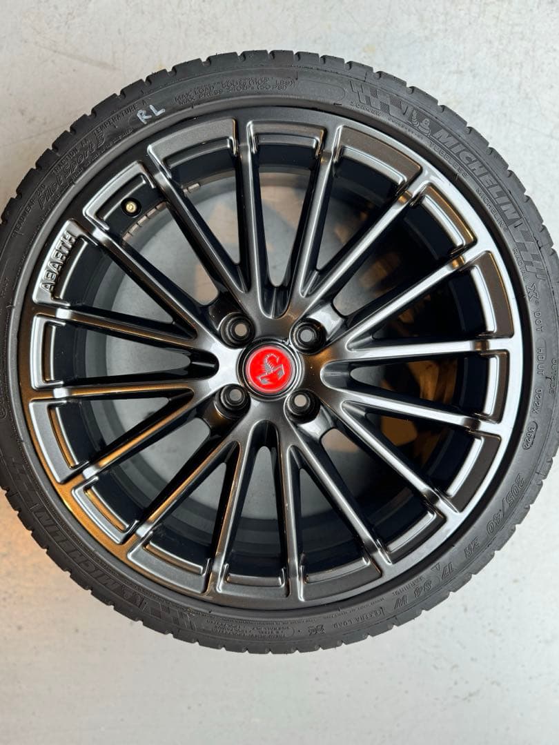 【美品】アバルト695コンペ純正ホイール(タイヤ・センターキャップ付）4本セット