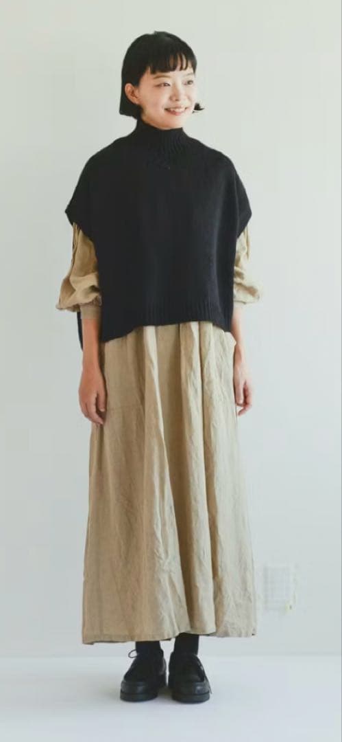 【新品試着のみ】utilite ペルーニットベスト　黒