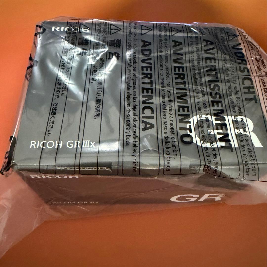 【新品/限定ノベルティ付】 RICOH GR IIIx 3年保証あり　リコー