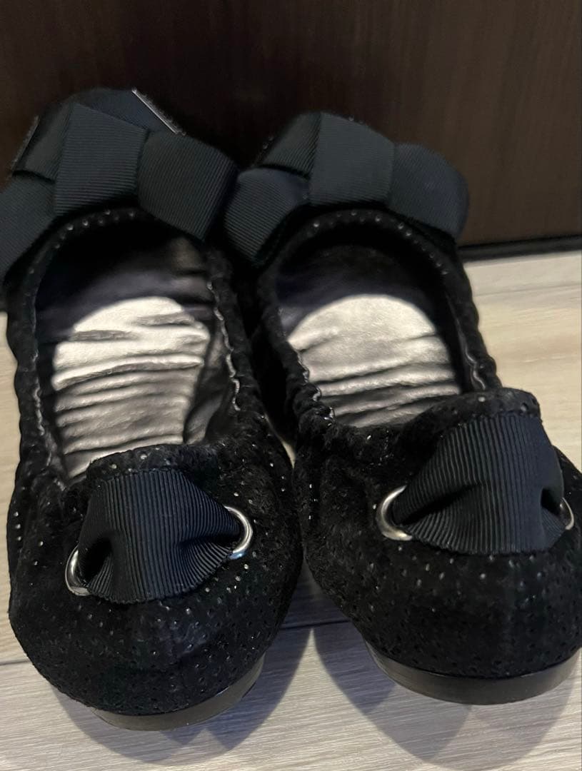 ルイヴィトン バレエシューズ LV 黒 刻印あり 靴 LOUIS VUITTON