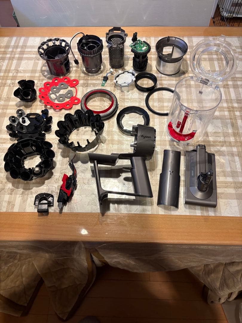 ダイソンV10 SV12 美品！　スタンドセット　NO.2 分解洗浄済み