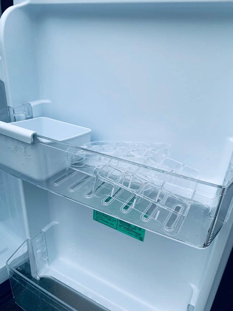 【専用】送料設置無料　Hisense ノンフロン冷凍冷蔵庫 HR-G1501EM