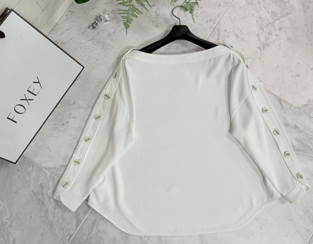 未使用★ADEAMアディアム ヴォヤージュトップ0 ロゴボタン'22年商品