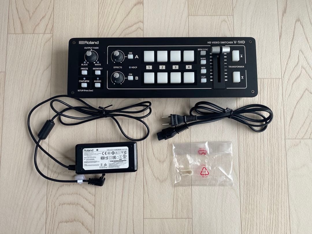 Roland V-1HD （美品/動作確認済/元箱・付属品あり）