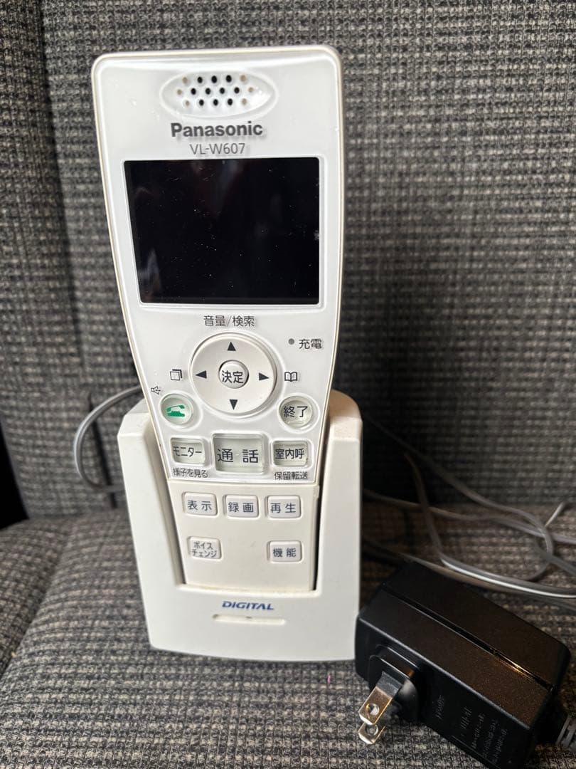 Panasonic VL-W607 ドアホン子機　充電器付