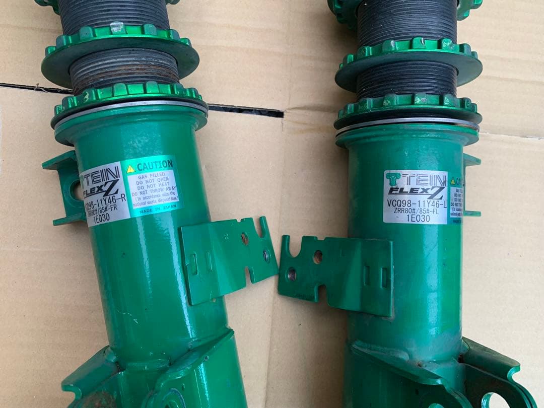 TEIN フレックスZ 車高調 80ヴォクシー ノア　ZRR80等に