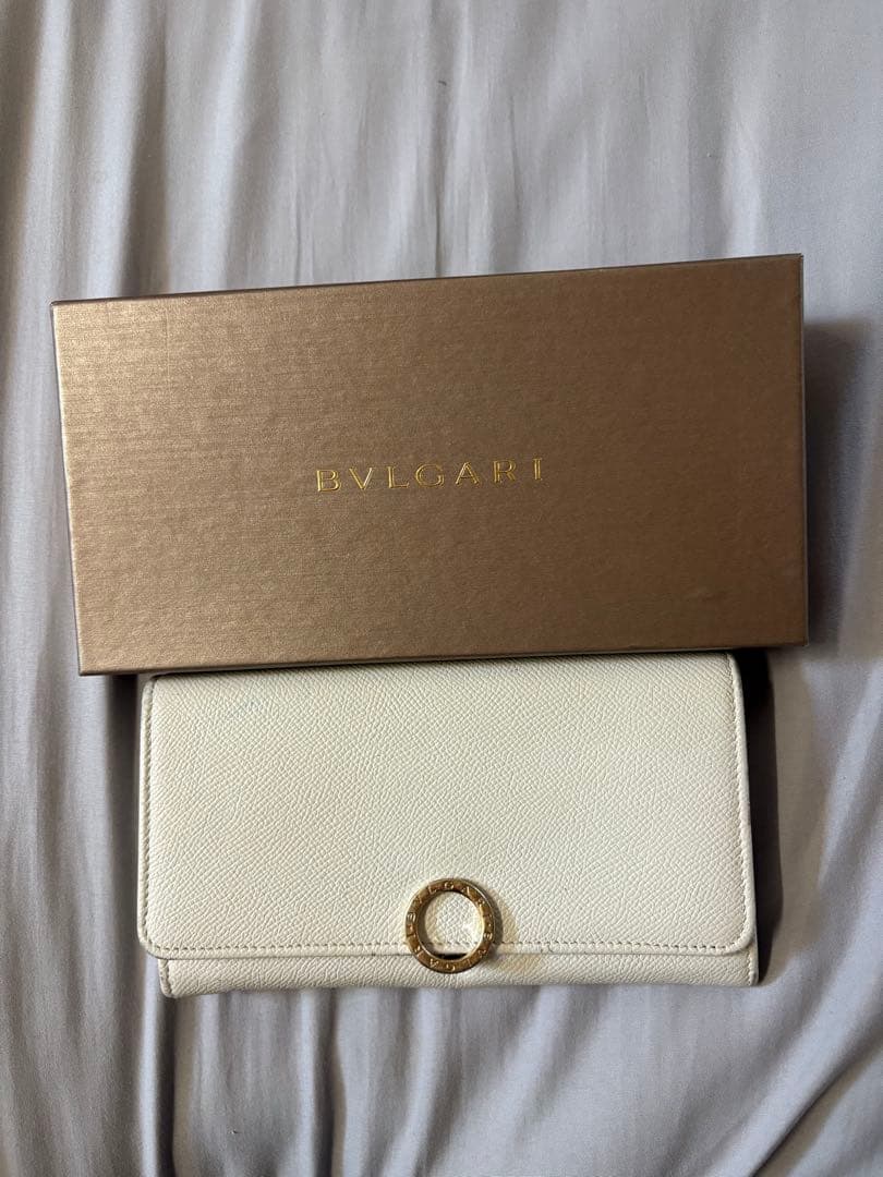 BVLGARI ホワイト 長財布　箱付き