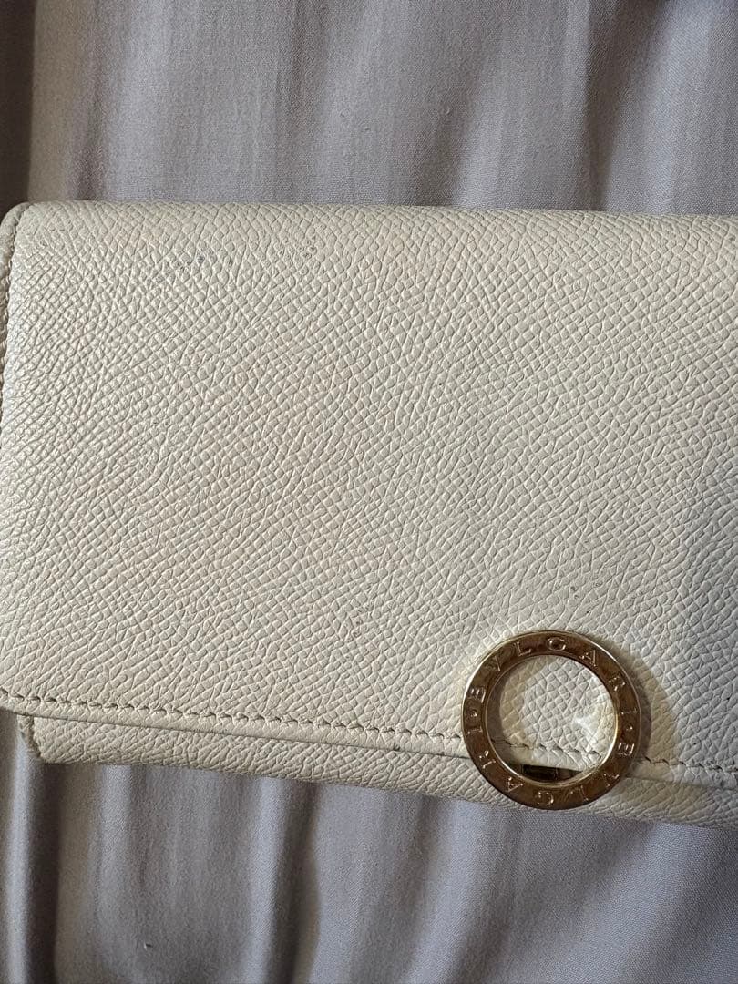 BVLGARI ホワイト 長財布　箱付き