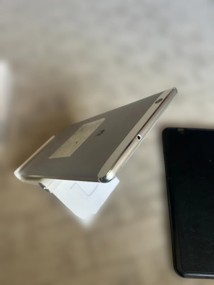 Huawei MediaPad M3 8.4インチ Android 13