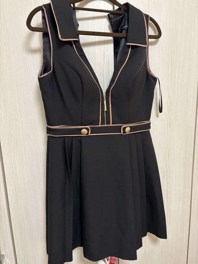 Robe de Fleurs ノースリーブバストオープンフレアミニキャバドレス