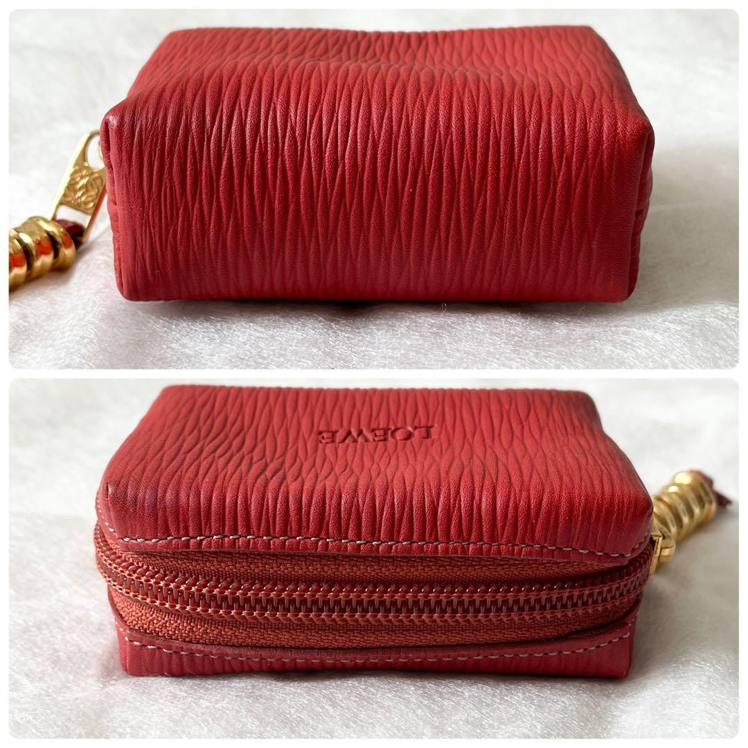 LOEWE　ロエベ　ベラスケス　ケース　ロゴ型押し　レザー　赤　レッド