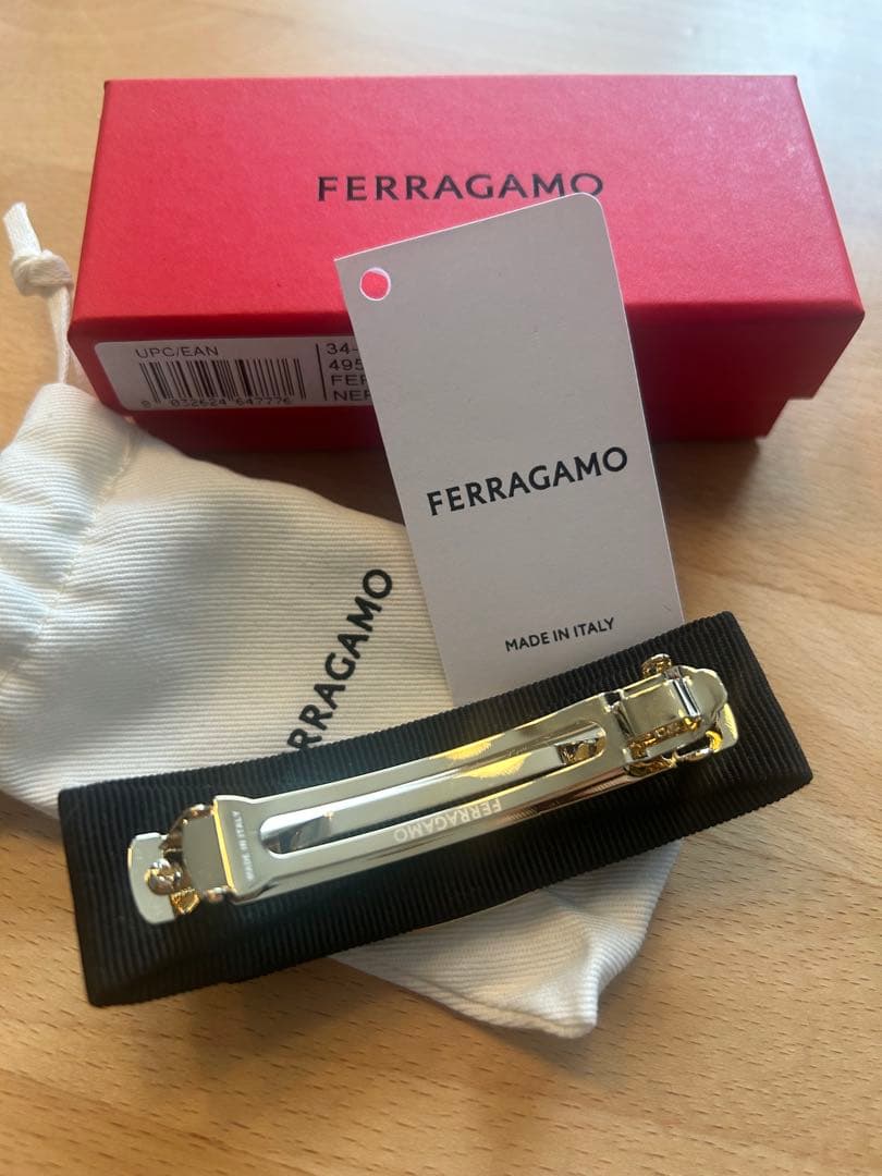 Salvatore Ferragamo 黒リボンバレッタ新品未使用フェラガモ