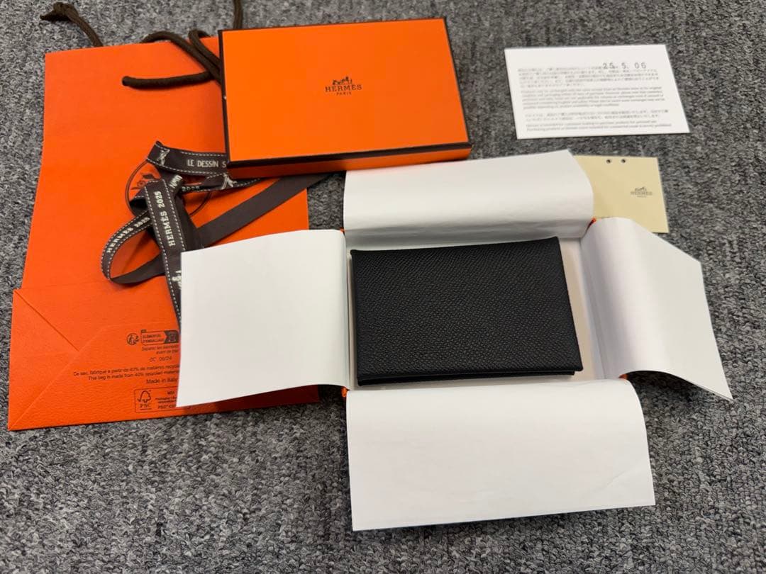 新品未使用 レア HERMES エルメス カルヴィ カードケース ブラック