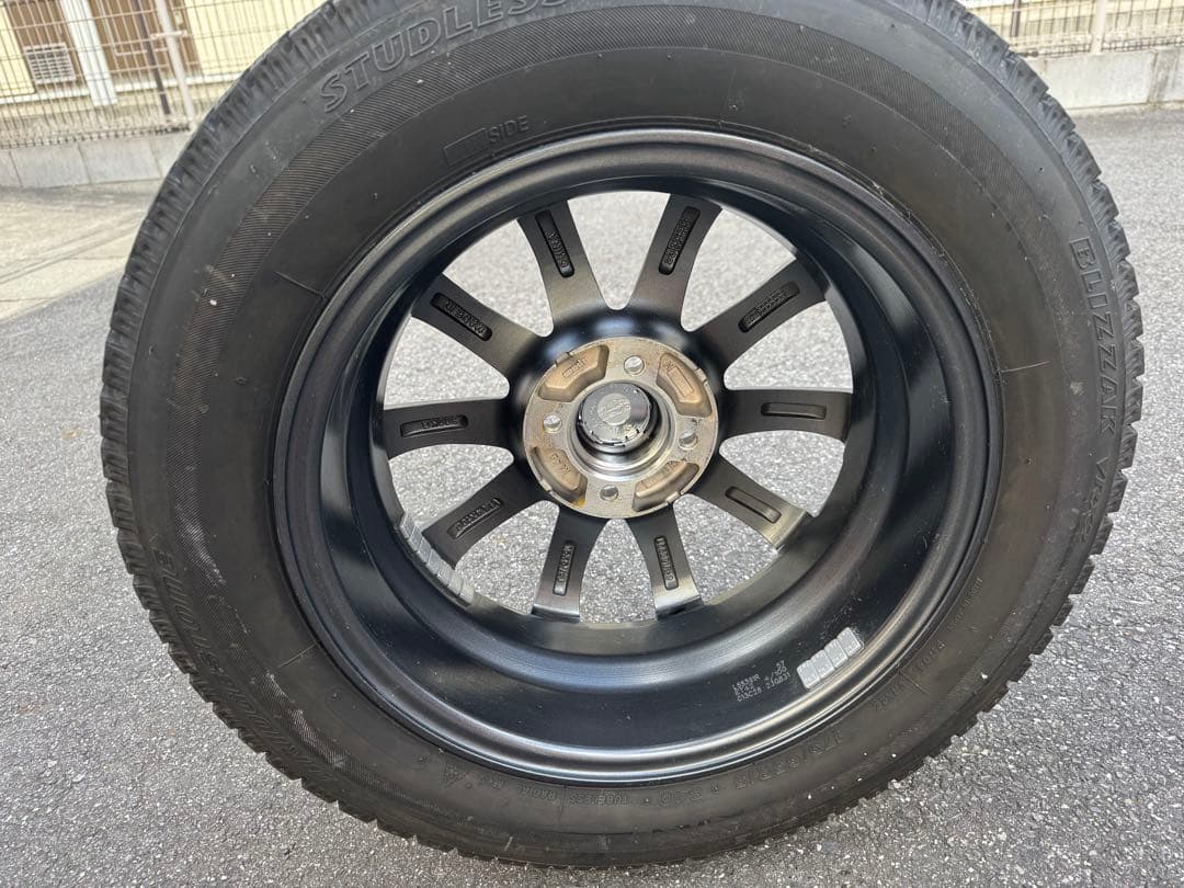 アクア　スタッドレスタイヤ②　15インチホイールセット　175/65R15