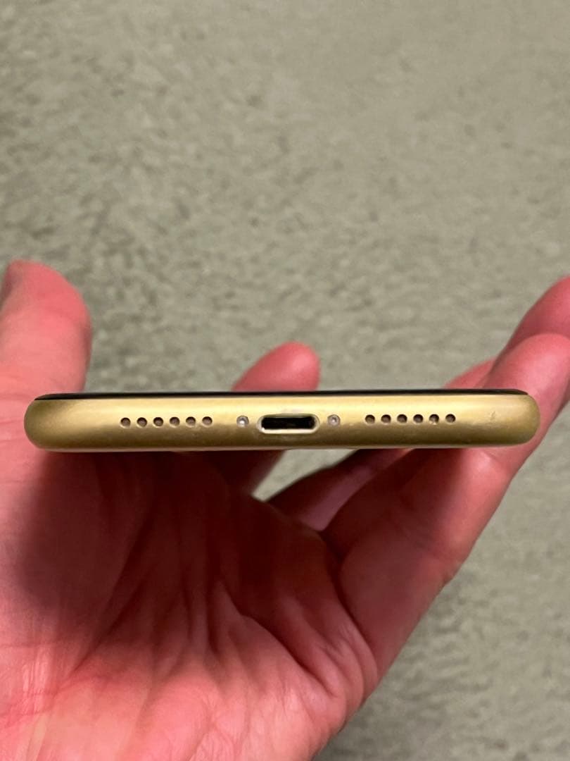 iPhone 11 128G SIMロック解除済