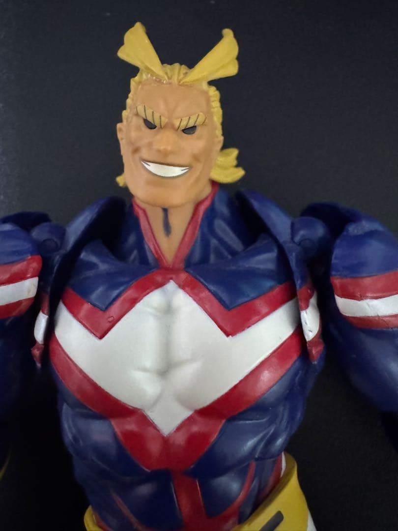 アメイジングヤマグチ　オールマイト　リボルテック　写真・説明要確認