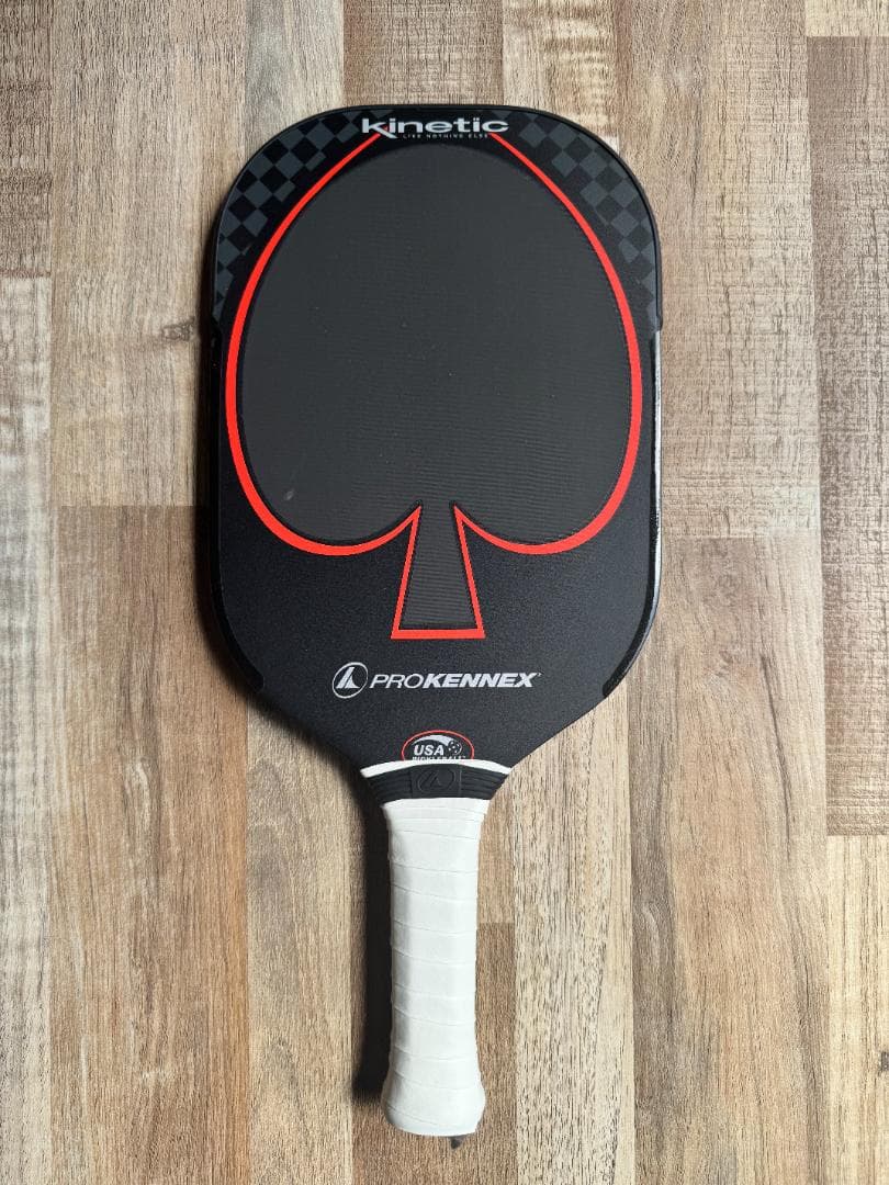 ProKennex Kinetic Black Ace XL パドル ケース付き