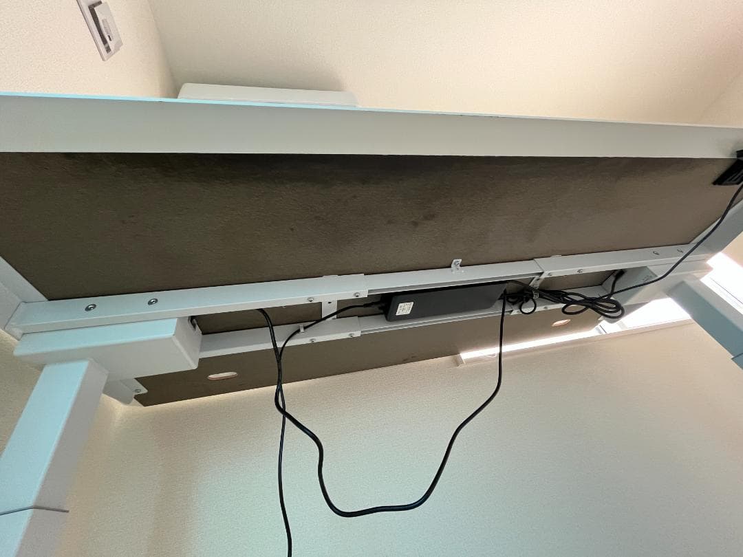 送料込！自動昇降スタンディングデスク 天板150×70cm、高さ65～130cm