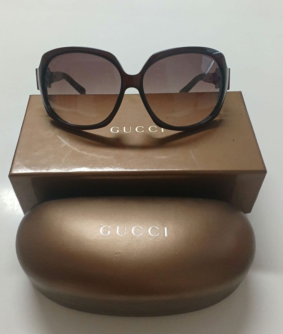 【未使用】GUCCI サングラス サイドリボンモチーフ
