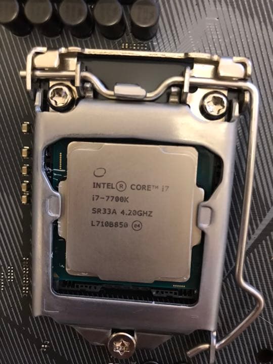 ASUS Z270+7700k+水枕