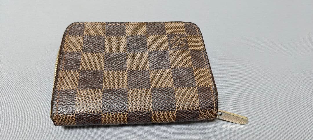 ルイ・ヴィトン ジッピーパース