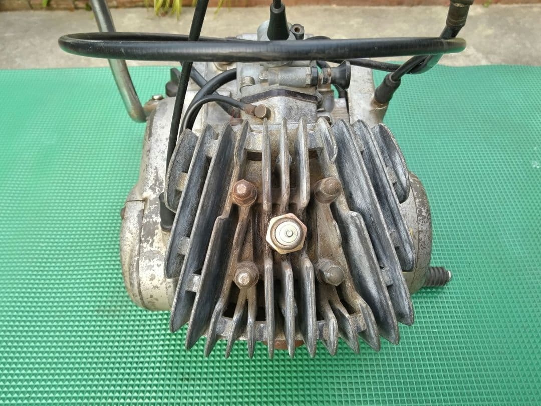 ヤマハRD50エンジン