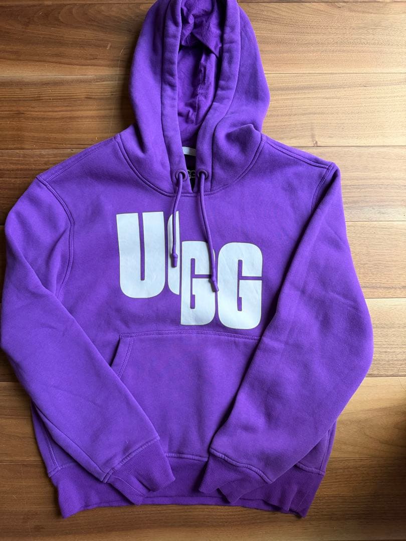 【used】アグ　レディースパーカー　紫　ＸＳ