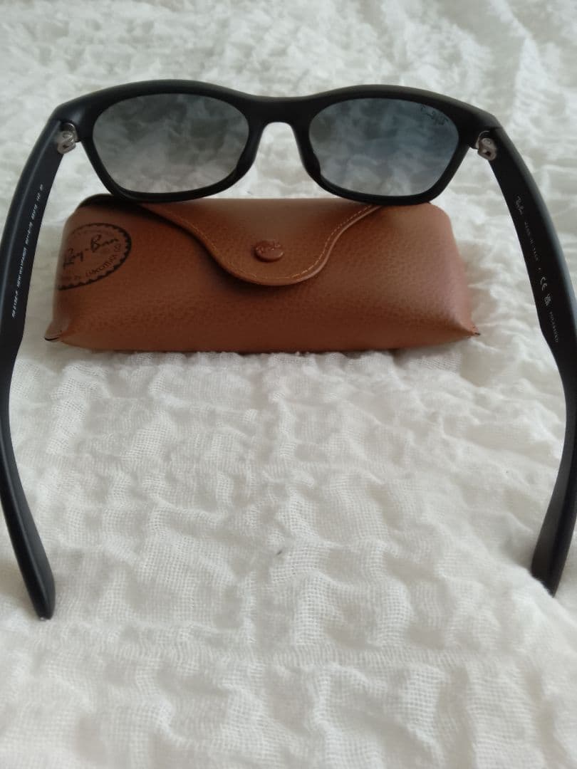 超美品 Ray-Ban レイバン RB2132-F 601-S/78 偏光レンズ