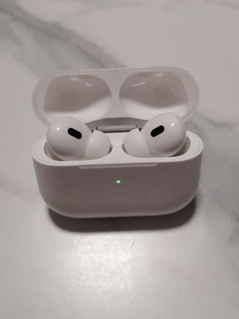 AirPods pro 第2世代 イヤホン左右本体＋ケース