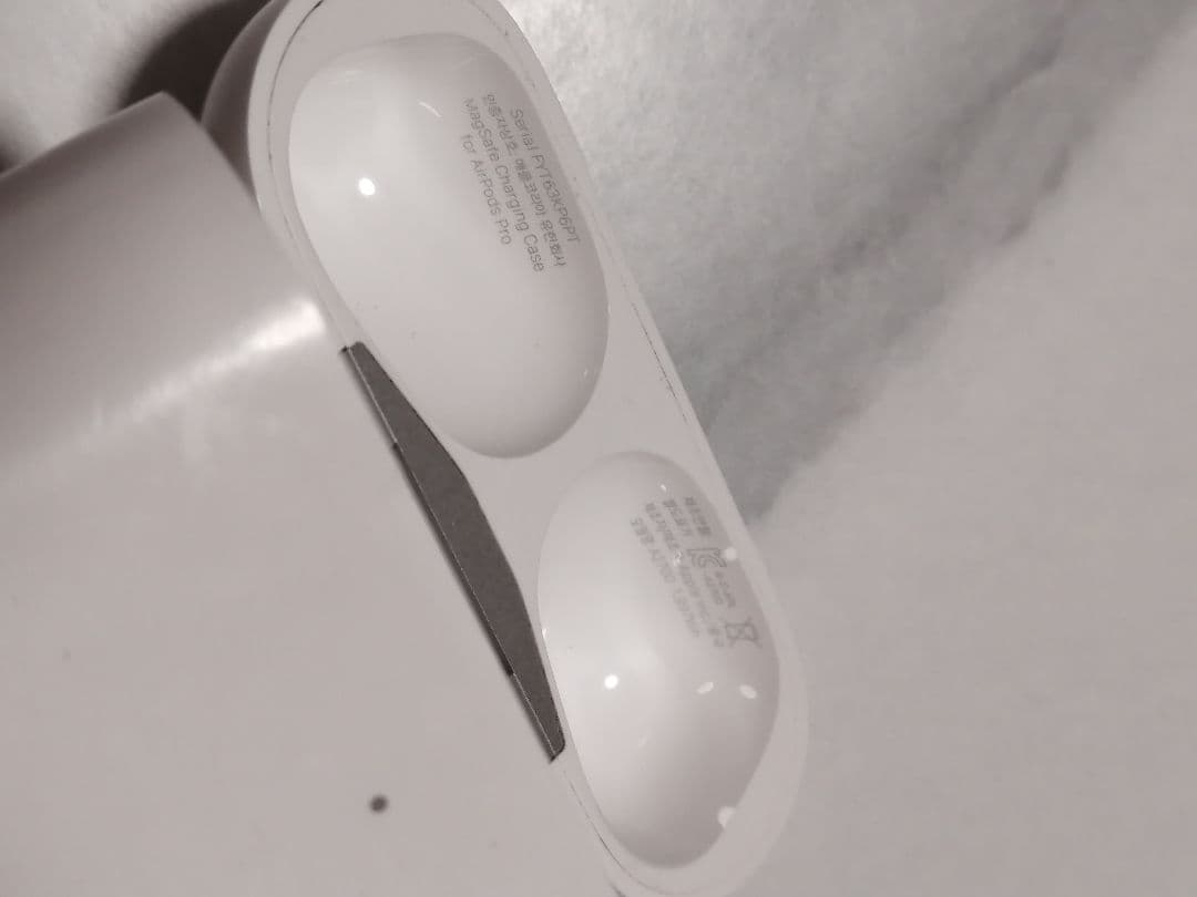 AirPods pro 第2世代 イヤホン左右本体＋ケース