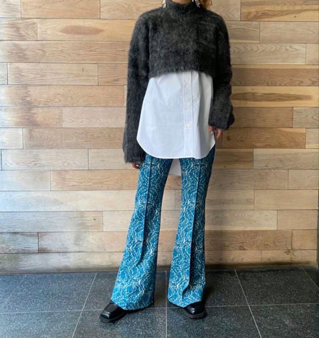FUMIE=TANAKA　ジャガードフレアパンツ　ブルー