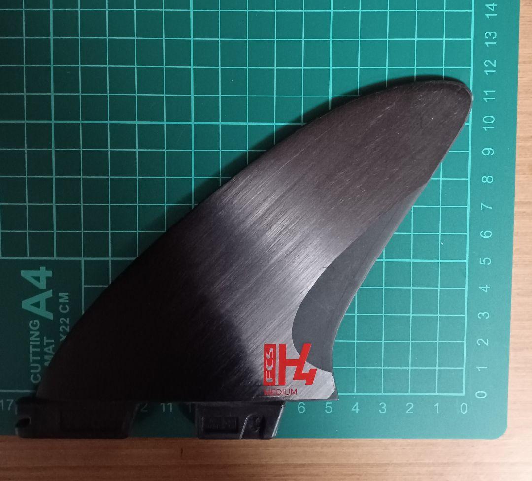 FCS2　H4　サーフボードフィン　トライフィン　スラスターフィン　Mサイズ